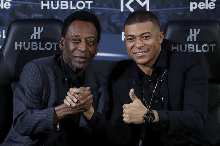 Το tweet του Εμπαπέ για τον Πελέ: “Προσευχηθείτε για τον Βασιλιά”