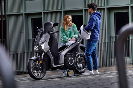 Το νέο SEAT MO 50 είναι ηλεκτρικό, οδηγείται από 16 ετών και έρχεται το 2023