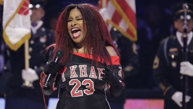 2020 NBA All-Star Game: Η αμφιλεγόμενη ερμηνεία της Chaka Khan στον εθνικό ύμνο των ΗΠΑ