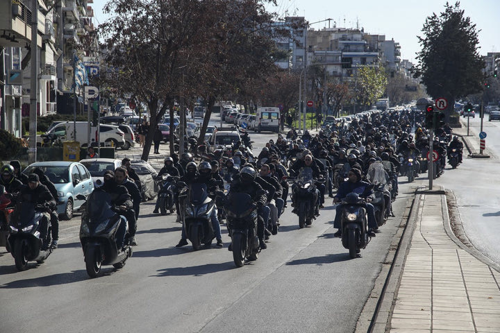 Δολοφονία Άλκη: Μηχανοκίνητη πορεία φίλων του Άρη πριν το ντέρμπι με τον ΠΑΟΚ στην μνήμη του