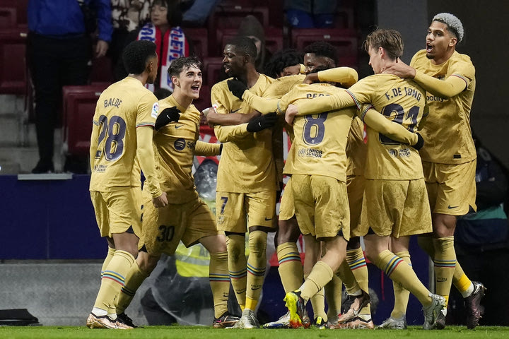 Ατλέτικο – Μπαρτσελόνα 0-1: Ο Ντεμπελέ την άφησε μόνη πρώτη στη La Liga