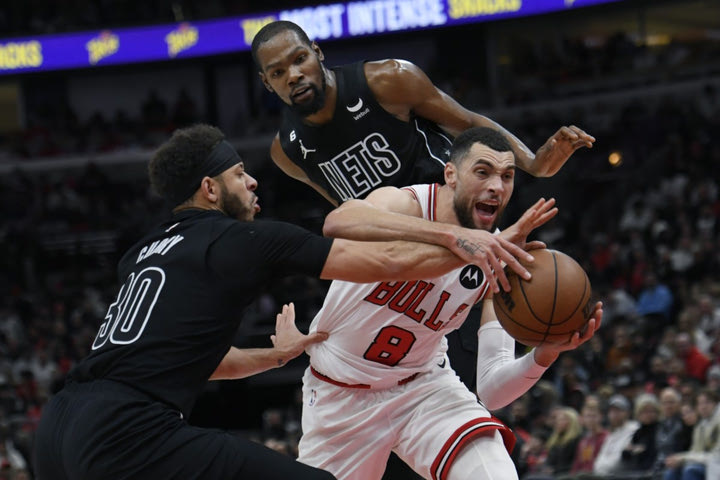 NBA: Οι Μπουλς έβαλαν φρένο στο σερί 12 νικών των Νετς, παρά τη 44άρα του Ντουράντ