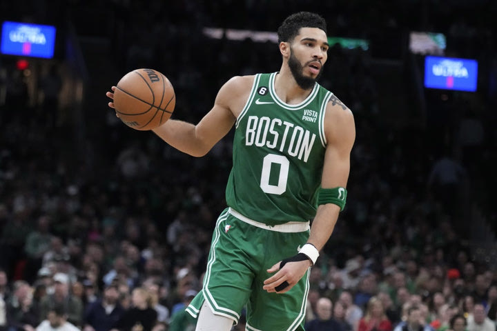 NBA: Η βαθμολογία μετά τη νέα νίκη των Σέλτικς και την ήττα των Γουόριορς