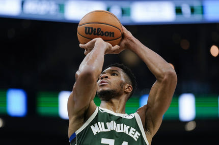 NBA, Γιάννης Αντετοκούνμπο: Το Hack-a-Giannis των Πέισερς, που τον έστελναν συνεχώς στις βολές