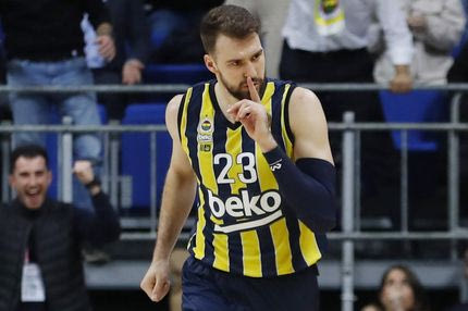 Προγνωστικά Μπάσκετ: Επιλογές τριπλασιασμού στο Game 4 ανάμεσα σε Εφές και Φενέρ