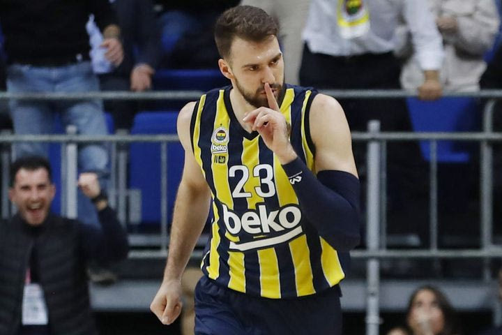 Προγνωστικά Μπάσκετ: Επιλογές τριπλασιασμού στο Game 4 ανάμεσα σε Εφές και Φενέρ