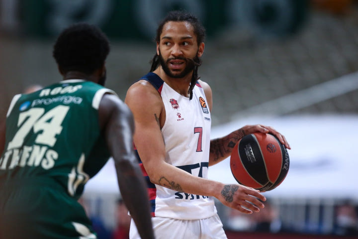 El Correo: “Η FIBA υποπτεύεται ότι ο Χένρι έδωσε ψεύτικο δείγμα σε έλεγχο ντόπινγκ”