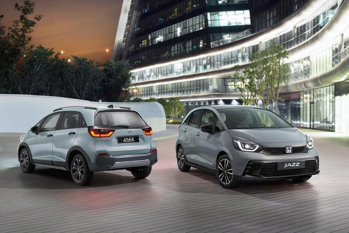 Ανανέωση για το Honda Jazz με πιο δυναμική εμφάνιση και υψηλότερη απόδοση