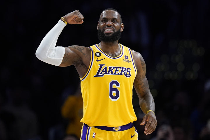 NBA: Ο ΛεΜπρόν Τζέιμς βρίσκεται μία ανάσα από την επιστροφή του