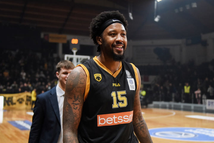 ΑΕΚ: Στην 12αδα ο Μάιλς με Περιστέρι bwin στον ημιτελικό του Final Eight του Κυπέλλου Μπάσκετ ΟΠΑΠ