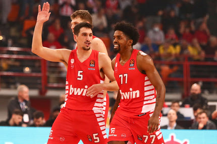 Παίζει κι ο πάγκος και παίζει καλά για τον Ολυμπιακό