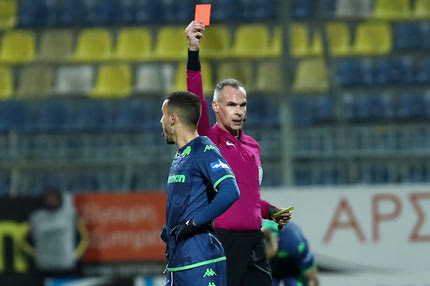 Αστέρας Τρίπολης – Παναθηναϊκός 1-0: Ο Κουρμπέλης “πλήγωσε” τους πράσινους και ο Αστέρας τους άφησε δεύτερους