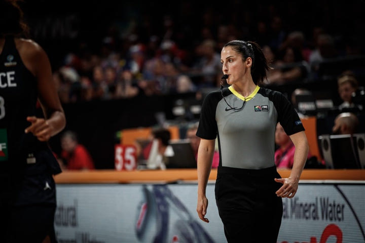 FIBA: Δρομολογήθηκε το Σχέδιο Μητρότητας Διαιτητών