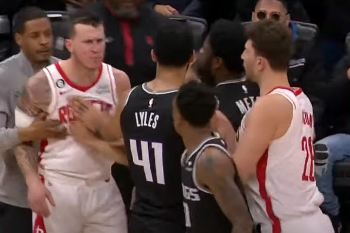 NBA: Παρά λίγο σύρραξη στο Κινγκς – Ρόκετς, που οδήγησε σε 4 αποβολές