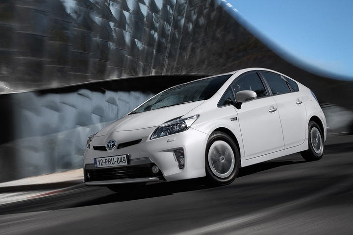 Πληρώνουν τέλη κυκλοφορίας τα υβριδικά αυτοκίνητα;