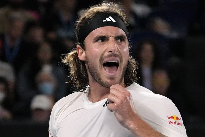 Τσιτσιπάς: Το matchpoint και ο πανηγυρισμός του για την πρόκριση στα ημιτελικά του Australian Open