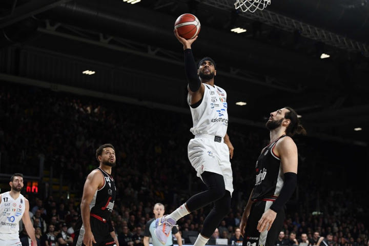 Βίρτους Μπολόνια – Αρμάνι Μιλάνο 74-96: Πήρε το ντέρμπι και έρχεται με ψυχολογία στο ΣΕΦ για το ματς με τον Ολυμπιακό