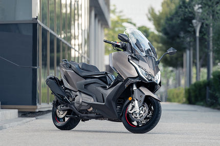 Ήρθε το νέο Kymco AK 550 Premium: Η τιμή του στην Ελλάδα