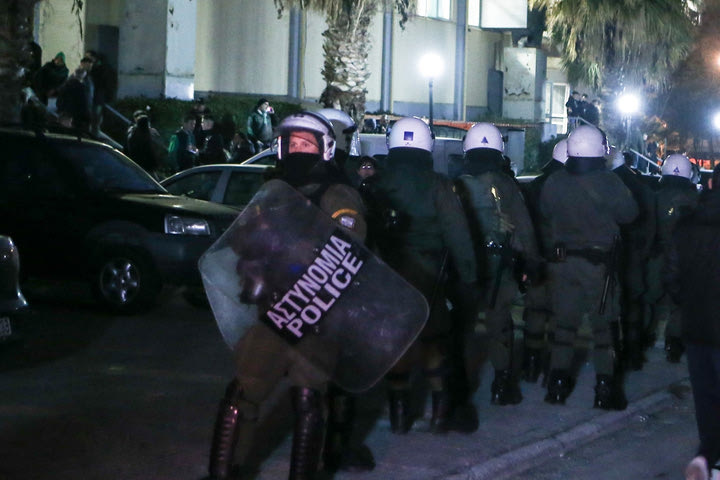 Αστυνομία για την αναβολή του ημιτελικού Παναθηναϊκός – Ολυμπιακός: “Έγινε χρήση αναγκαίων μέτρων εξωτερικά του γηπέδου”