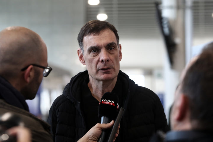 Μπαρτζώκας: “Υπάρχει πνευματική και σωματική κόπωση, να παίξουμε στο επίπεδό μας”