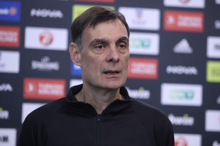 Μπαρτζώκας: “Κατά 99% χωρίς Σλούκα και Πίτερς απέναντι στην Εφές”