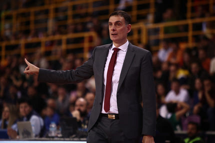 Ολυμπιακός: Χωρίς Μπαρτζώκα στο Βελιγράδι για τον αγώνα με Παρτίζαν, με Παππά στον πάγκο