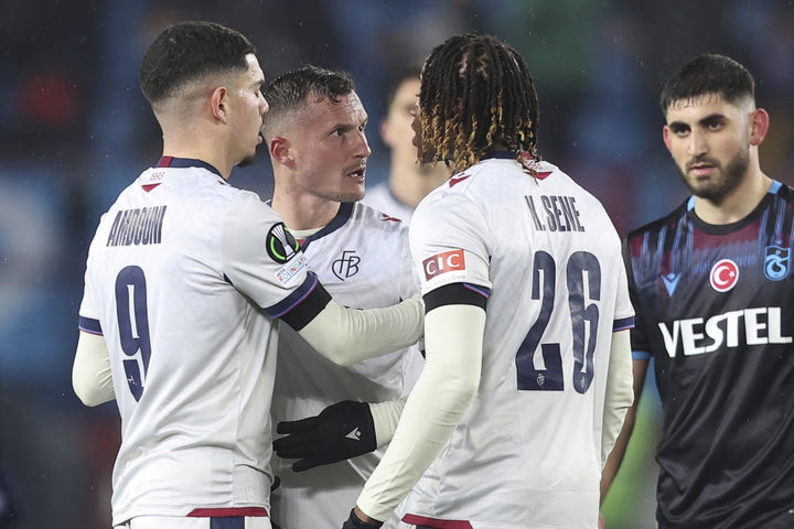 Europa Conference League: Η Βασιλεία απέκλεισε την Τράμπζονσπορ των Ελλήνων, άνετα η Φιορεντίνα