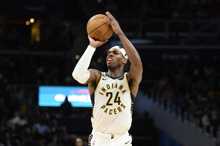 NBA: Οι Πέισερς έβγαλαν στο σφυρί τον Μπάντι Χιλντ