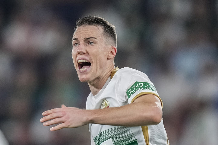 Έλτσε – Βιγιαρέαλ 3-1: Πρώτη νίκη στη σεζόν ύστερα από 20 παιχνίδια