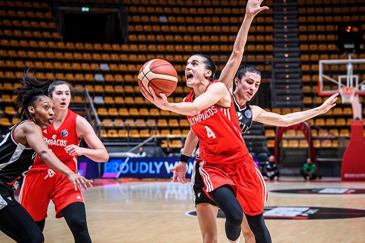 Βίρτους – Ολυμπιακός 92-69: Λύγισε και στη Μπολόνια η ομάδα μπάσκετ γυναικών