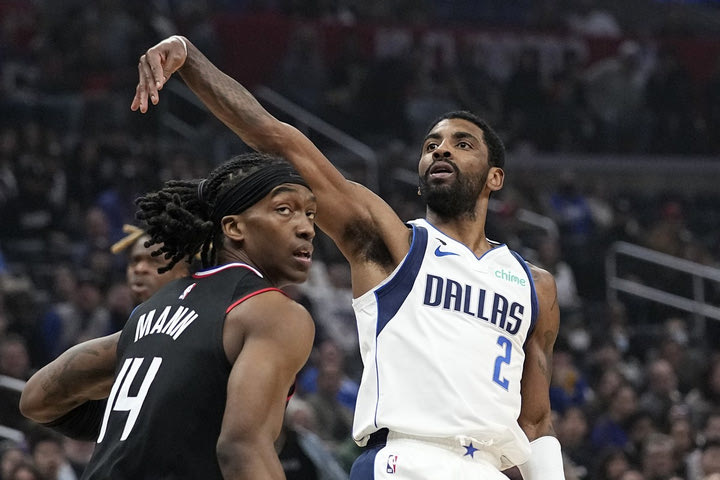 NBA, Ίρβινγκ: “Χαίρομαι που ο Ντουράντ έφυγε από τους Νετς”