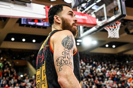 Μονακό: Ο Ομπράντοβιτς “έσβησε” το επεισόδιο με τον Μάικ Τζέιμς