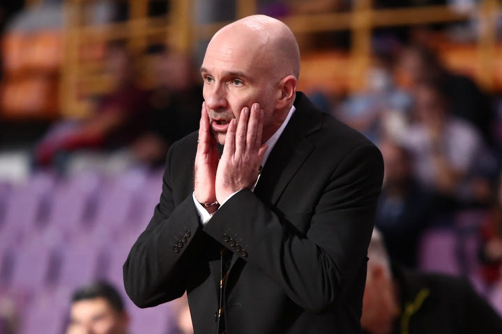 Καντζούρης: “Με τα προβλήματα που είχαμε, σε λίγο θα έμπαινα κι εγώ”