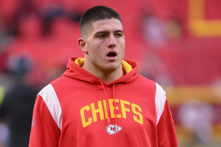 Τα συγχαρητήρια του Καραγκούνη στον Καρλαύτη με μια κοινή φωτογραφία από τα παλιά