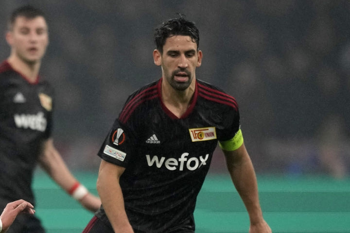 Bundesliga: Η Ουνιόν ζαλίστηκε στα ύψη, η Σάλκε πήρε το ντέρμπι ουραγών