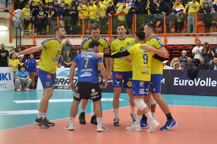 Μακάμπι Τελ Αβίβ – Φόντε Μπαστάρντο 3-1: Βήμα πρόκρισης για τους Ισραηλινούς