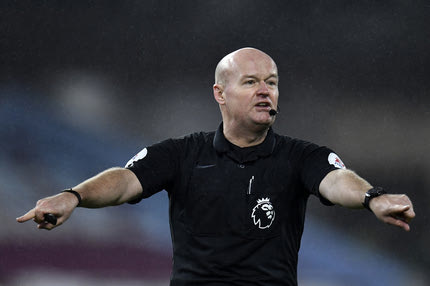 Τέλος από την Premier League ο Λι Μέισον για το τρομερό λάθος στο Άρσεναλ – Μπρέντφορντ