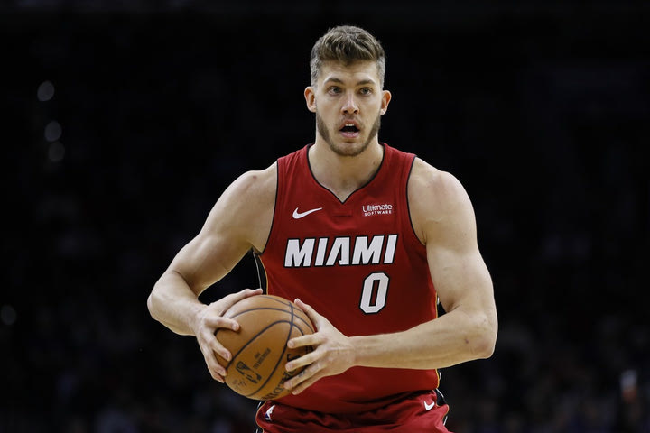 NBA: Οι Μπακς δίνουν μία ευκαιρία στον Μέγιερς Λέοναρντ, συμφωνία για 10ημερο συμβόλαιο
