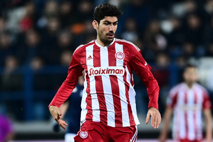 Ολυμπιακός: Ταξιδεύει για Ικόνιο ο Μπουχαλάκης