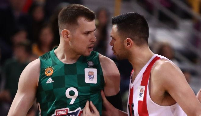 Η ένταση ανάμεσα στον Παπανικολάου και τον Αγραβάνη