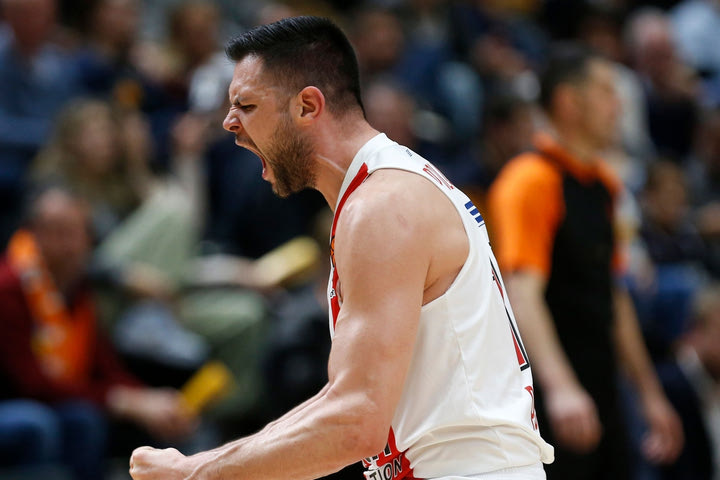 Βαλένθια – Ολυμπιακός 85-92: Ανατροπή 30 πόντων με ολοκληρωτικό μπάσκετ