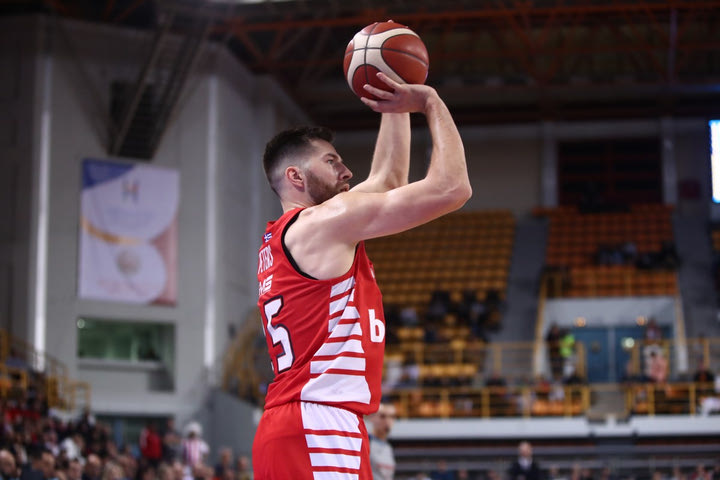 Ολυμπιακός: Ο Άλεκ Πίτερς έβαλε τέσσερα ίδια σουτ σε μια περίοδο