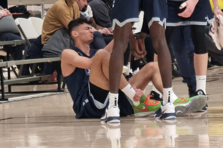 Ο Αλέξανδρος Σαμοντούροβ τραυματίστηκε στο διπλό στο Basketball Without Borders