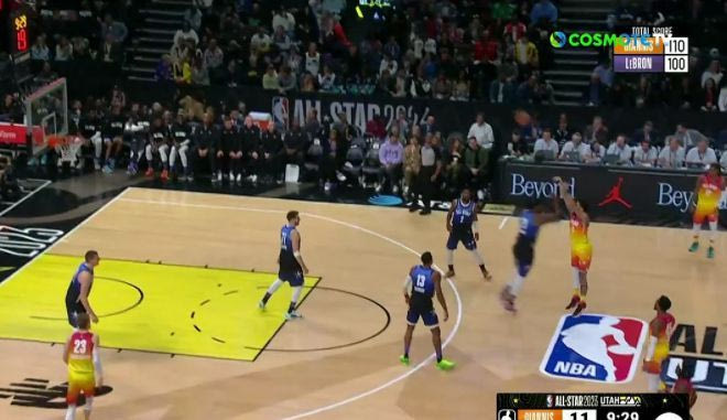 Σόου από τον Τέιτουμ στην 3η περίοδο του All Star Game