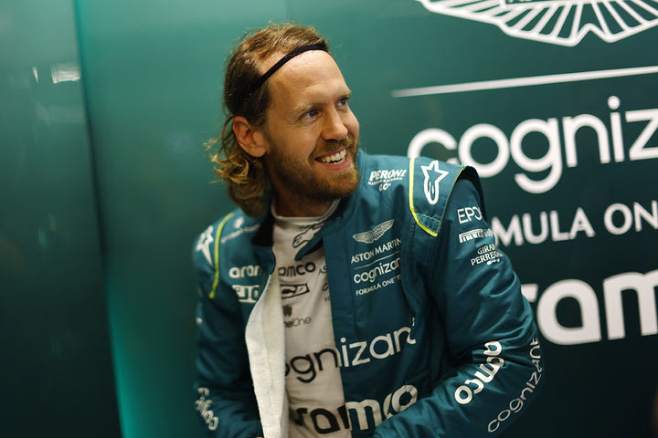 Formula 1: Σενάριο για επιστροφή – έκπληξη του Φέτελ στο GP του Μπαχρέιν