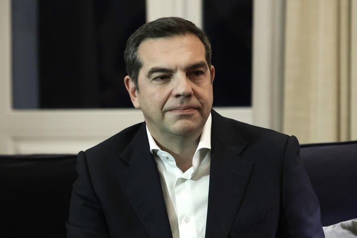 Τσίπρας για Δομάζο: “Ο μύθος του θα συντροφεύει πολλές γενιές”