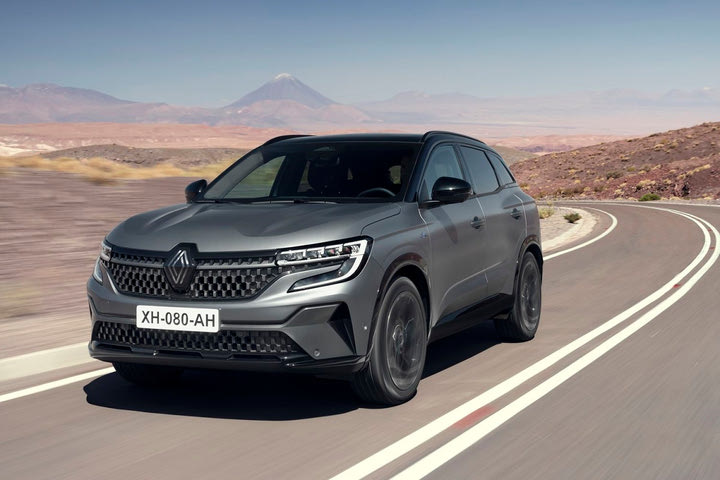 Το νέο Renault Austral στρίβει “με τα τέσσερα” και αλλάζει συμπεριφορά – Δείτε πώς τα καταφέρνει