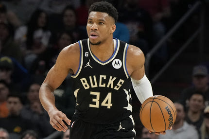 Γιάννης Αντετοκούνμπο: Οι Μπακς κινούνται για πρόωρη επέκταση συμβολαίου