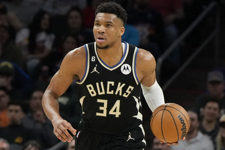 NBA: Τα ζευγάρια των playoffs σε Ανατολή και Δύση μετά τις προκρίσεις των Χιτ και Γουλβς
