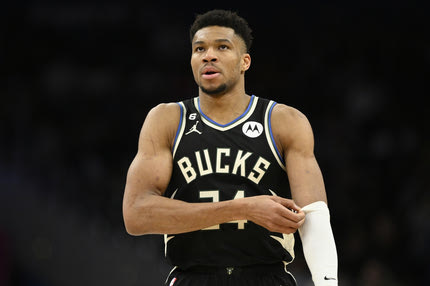 Ο Γιάννης Αντετοκούνμπο αποθέωσε τον Ιμπραχίμοβιτς: “Τα λιοντάρια δεν συγκρίνουν τον εαυτό τους με τους ανθρώπους”